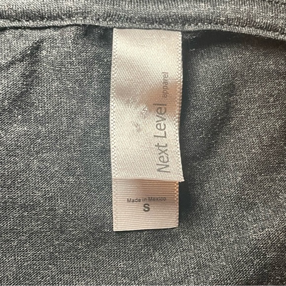 Family Of Five Cats On A Fence Studded Long Sleeve T-Shirt Next Level Small - Picture 4 of 8